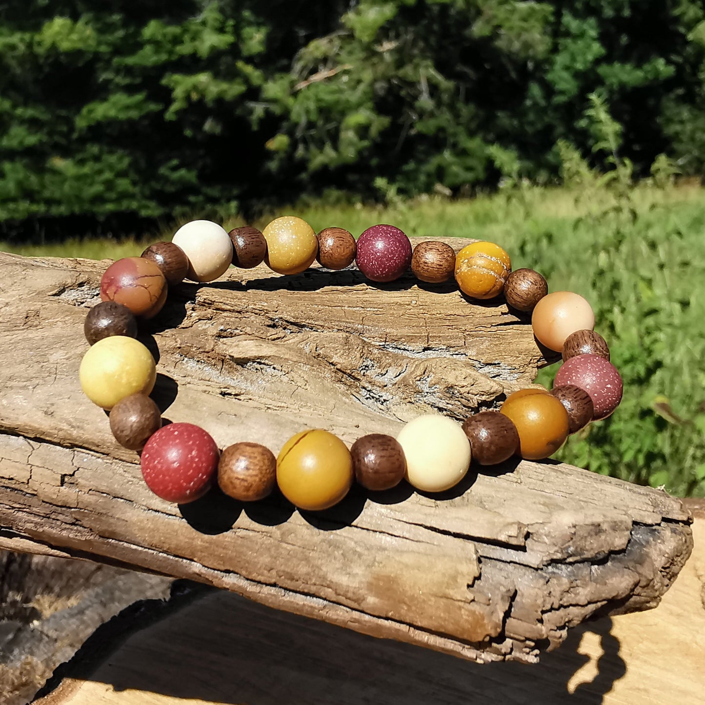 Heilstein Armband LEBENDIGKEIT Mookait matt mit grauem Holz 8mm Kugeln