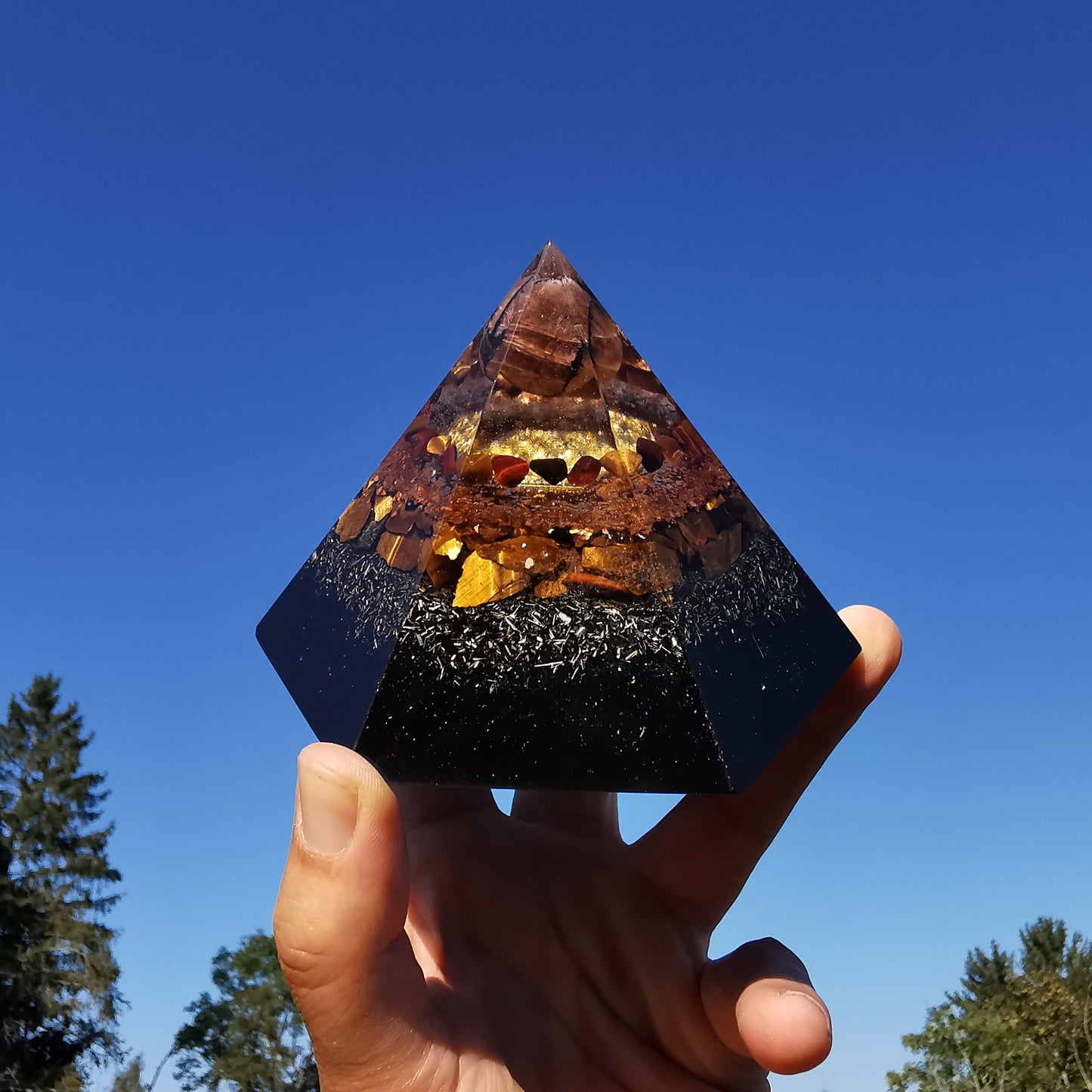 Orgone Hexagonal Pyramide PSYCHISCHES SCHUTZSCHILD 12cm