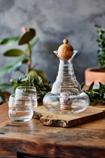 Karaffe Alladin Basic 1,2l Edelsteinfach und Olivenholzstöpsel - mundgeblasen inkl. Wassersteine