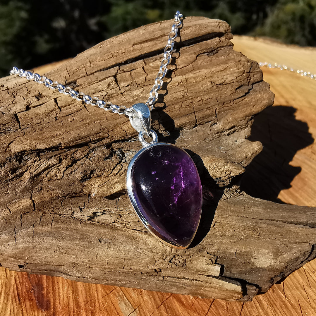 Amethyst Tropfen gefasst in Silber 925