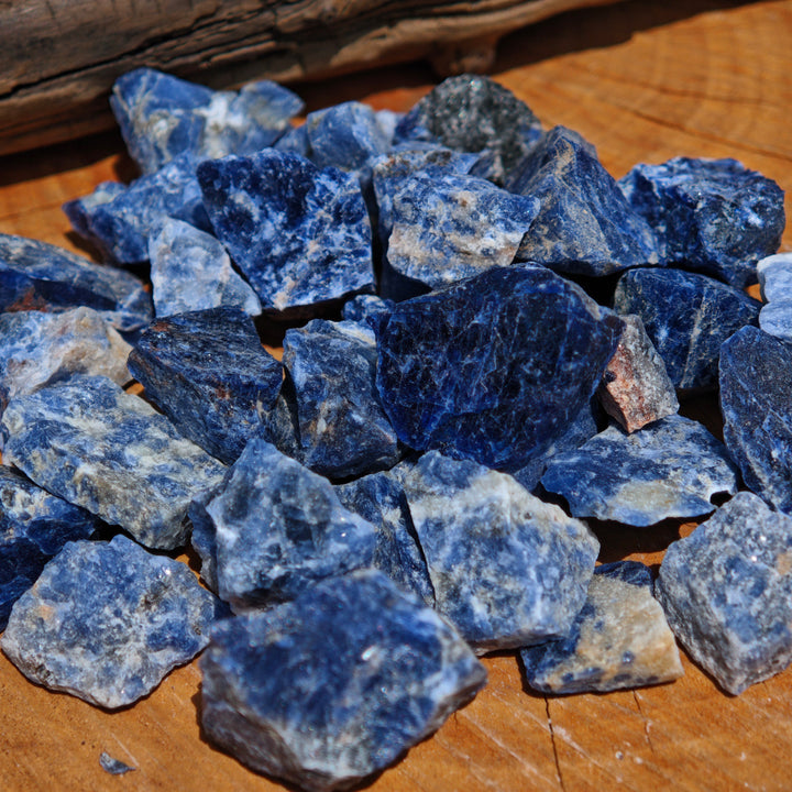 Sodalith Rohsteine Wassersteine 100g