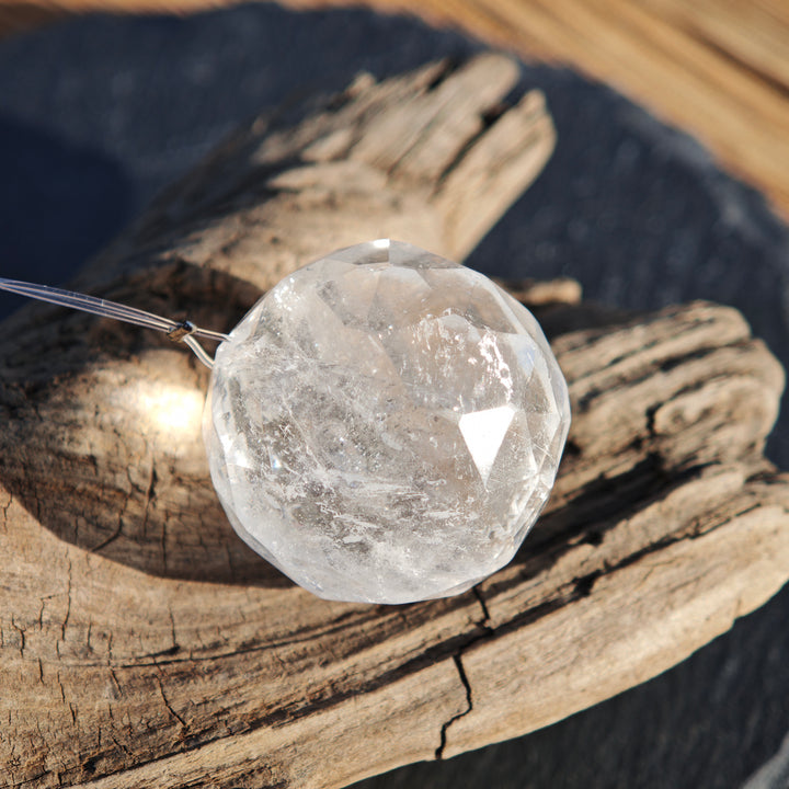 Lichtkristall Kugel (facettierter Bergkristall) 28mm fürs Fenster