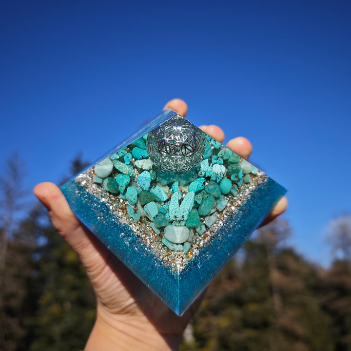 Orgone Cheops Pyramide INNERE RUHE & SEELENFRIEDEN Amazonit Türkis Magnesit →9.5cm ↑5.5cm