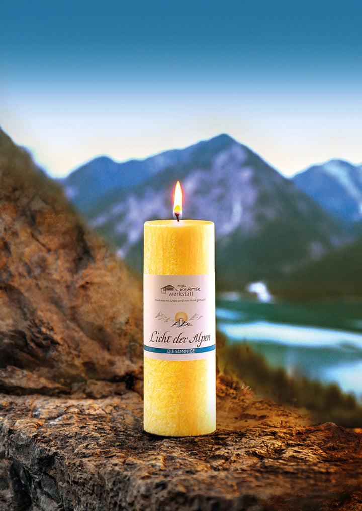 Die Sonnige - Licht der Alpen - Allgäuer Heilkräuter Duftkerze