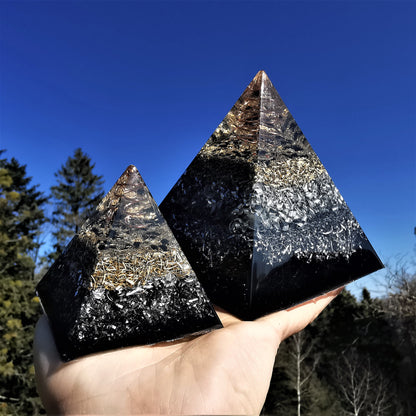 Taktische Orgonit Pyramide NO FRILLS in 3 Grössen