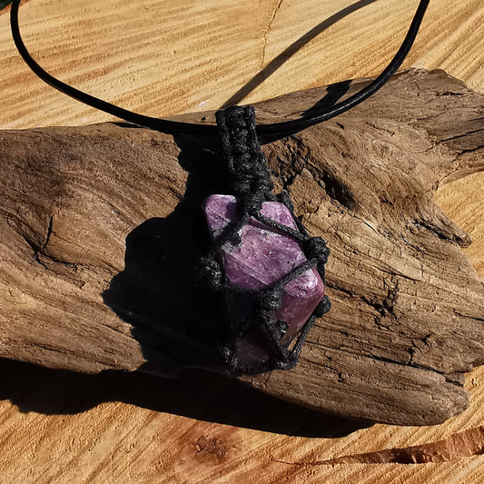 Drilled Amazonite pendant incl. Leather cord (1)