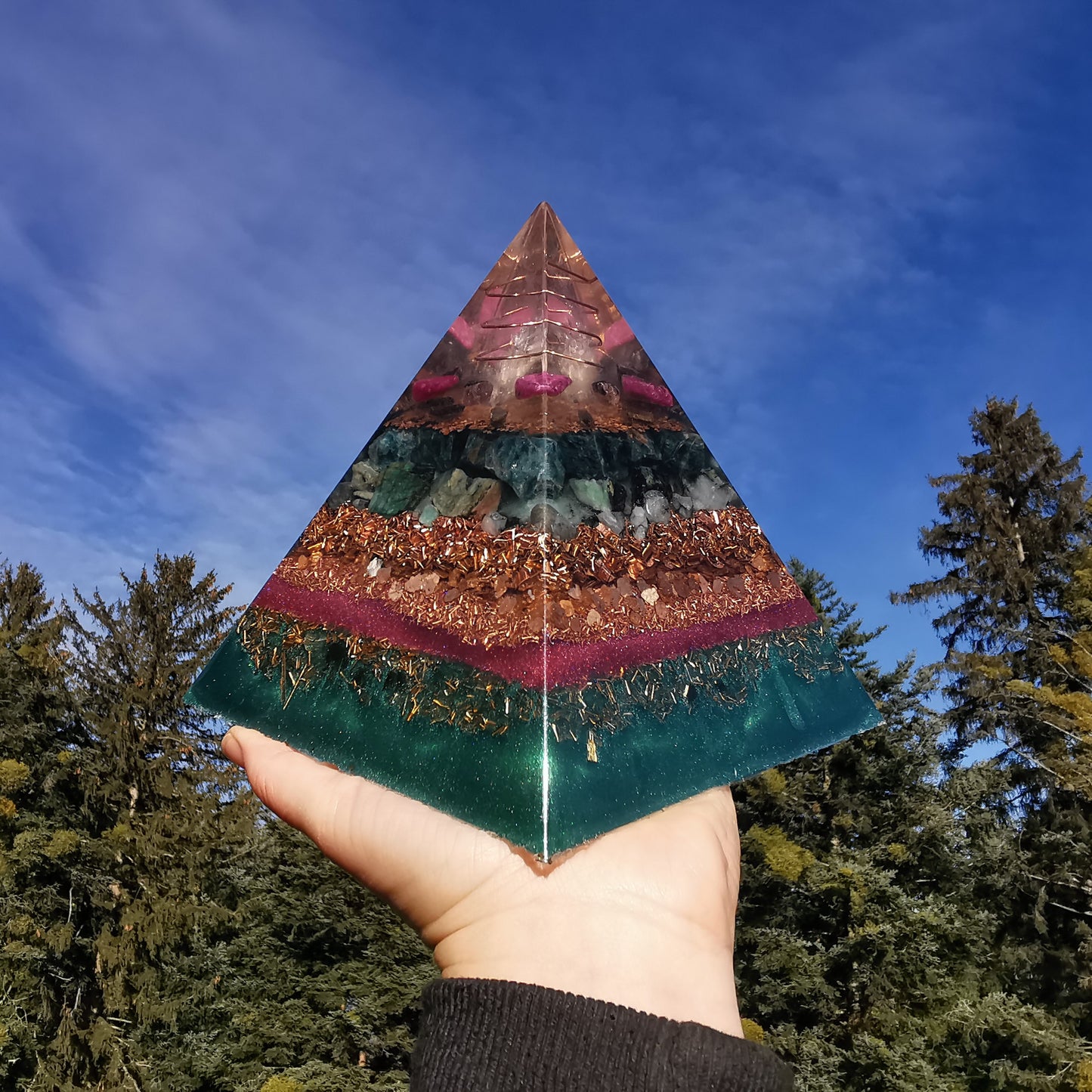 Orgone Pyramide UNIVERSELLE LIEBE 15cm