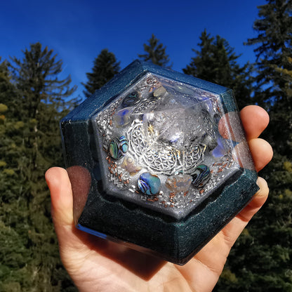 Orgone Hexagonal Pyramid REFLECTION & TRUTH