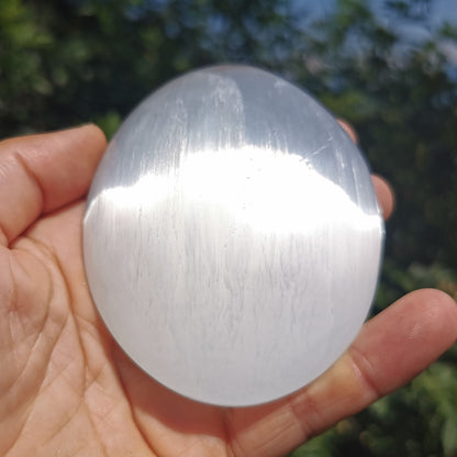 Selenite hand flatterer oval XL